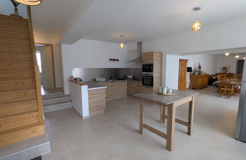 Boulay-les-Barres Cottage | Charming Family Cottage near Orléans with Garden