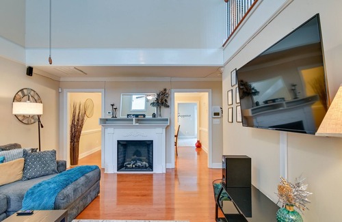 Fayetteville House | Charming Fayetteville Townhome, 9 Mi to Downtown!