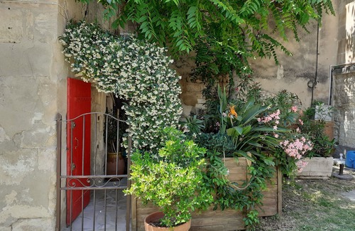 Maussane Apartment | Charming in the center of the village of Maussane Les Alpilles with patio