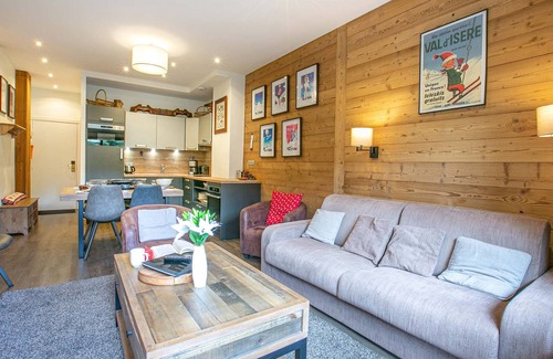 Val-d'Isere Apartment | Charming, Fully Renovated Apartment with High-Quality Amenities, Ideal Location in Val-d'Isère