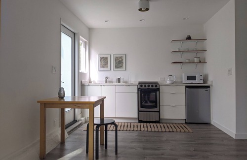 Roosevelt Apartment | Charming furnished studio for rent