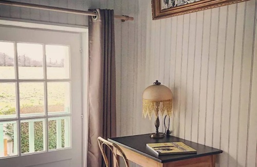 Evran House | Charming gîte. 30 min from the sea. Bird sanctuary