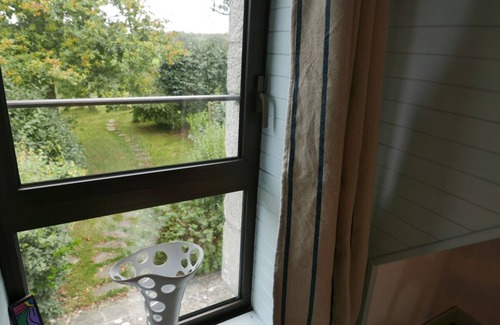 Fouesnant Cottage | Charming Gite at the end of the beach and the white sea