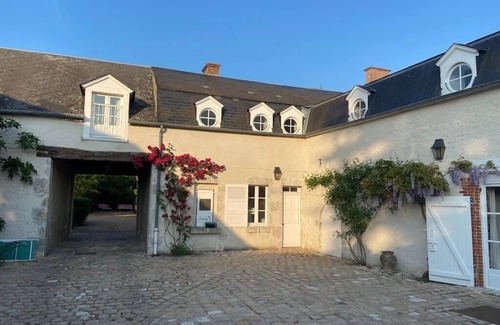 Cour-sur-Loire Bed & Breakfast | Charming gîte close to the Loire, Chambord and Blois