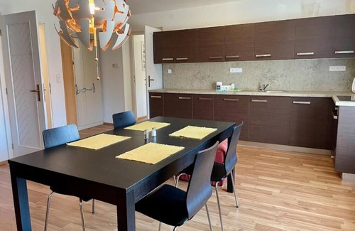 Satov Apartment | Charming guest house in Satov I