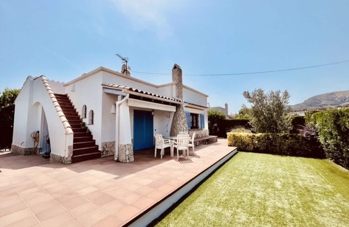 Torroella de Montgri House | Charming house in Ampurdan, Medes Islands natural park