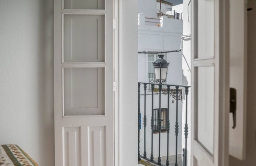 San Ambrosio House | Charming Home "Casa Romero" in Historic Centre with Balcony and Wi-Fi