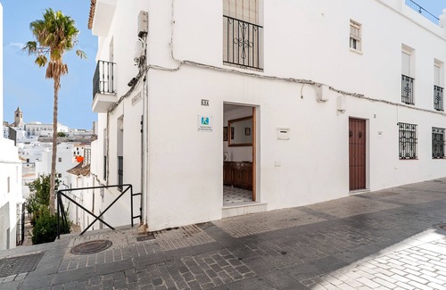 San Ambrosio House | Charming Home "Casa Romero" in Historic Centre with Balcony and Wi-Fi