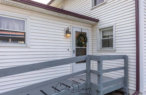Hillsdale House | Charming Hillsdale Home - Walking to Campus & Downtown