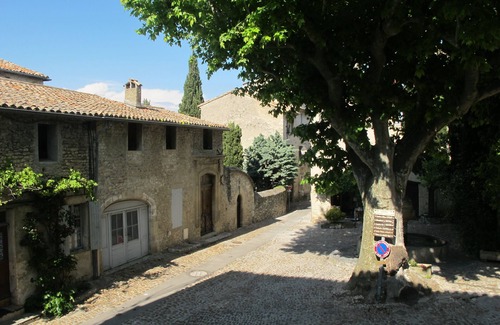 Vaison-la-Romaine House | Charming historical house in Medieval city.Entirely renovated 2013/2014