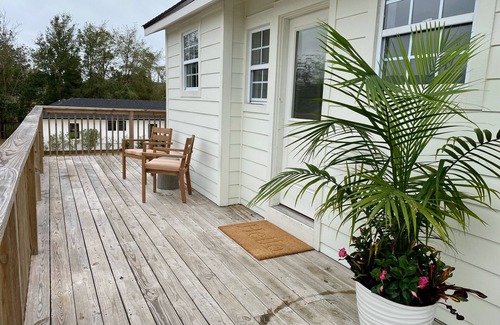 Southeast Pensacola Apartment | Charming historic family friendly 3BR — 15 min from the beach!