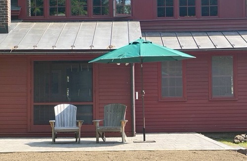 Old Chatham House | Charming historic home surrounded by woods in Old Chatham