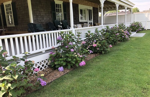 East Chop House | CHARMING HISTORIC ISLAND HOME-WEEKLY RENTAL- OAK BLUFFS