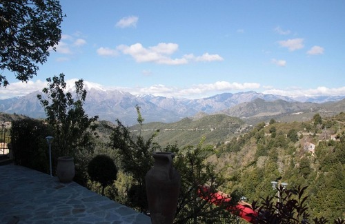 Mazzola Apartment | Charming holiday home in Mazzola with sauna