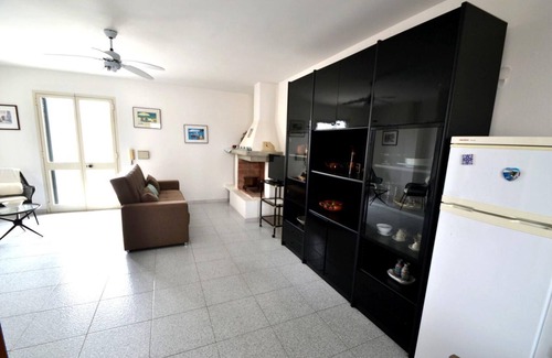 San Foca Apartment | Charming Holiday Home "Ll17" Near the Beach with Terrace