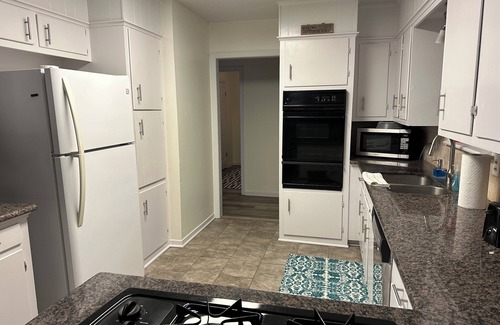 Country Club Estates House | Charming Home 5 Minutes from A&M Campus