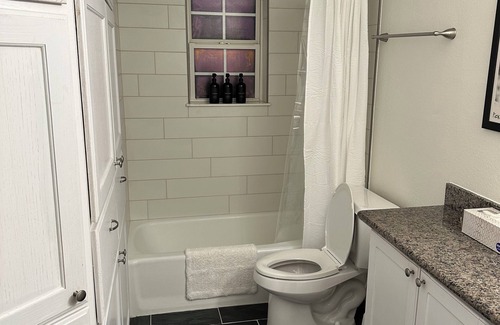 Country Club Estates House | Charming Home 5 Minutes from A&M Campus
