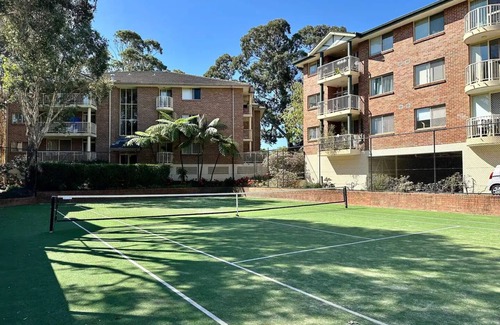 Canterbury Apartment | Charming Home in Canterbury, Racecourse View & Tennis Court