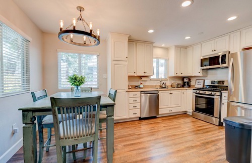 South Redlands House | Charming home just minutes from downtown Redlands