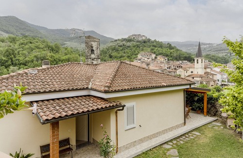 Borgomaro Villa | Charming house in a village 15 minutes from the Ligurian Sea