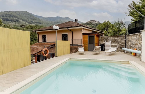 Borgomaro Villa | Charming house in a village 15 minutes from the Ligurian Sea
