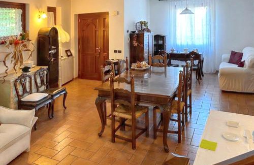 Amelia House | Charming House in Amelia with Lake View, 200 m²