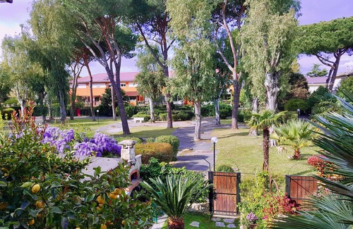 Zona XXXIV Casal Palocco House | CHARMING HOUSE IN CASAL PALOCCO, ROME 220SQM - TERRACE AND GARDEN