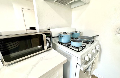 Fullerton House | Charming House in Old Town Fullerton near Disney & Knott’s!