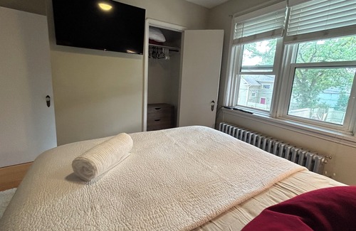 Winnipeg House | Charming House| Little Italy, Winnipeg | Free Parking