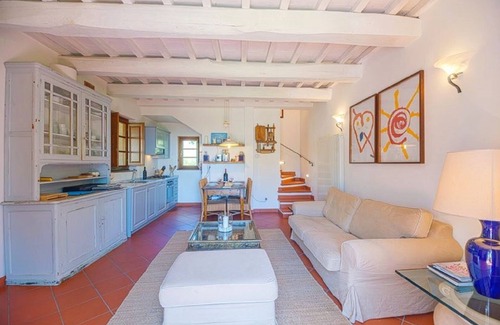 Roccalbegna House | Charming house overlooking the countryside