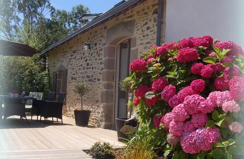 Clohars-Carnoet House | Charming house with seaside pool, WIFI, fully equiped kitchen, enclosed garden