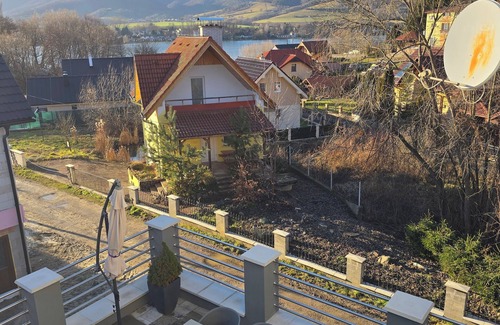 Nitrianske Rudno House | Charming house with WiFi in marvelous Kostolná Ves