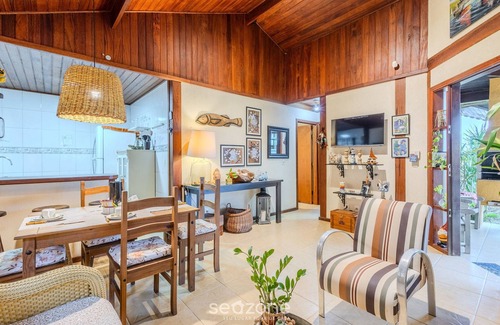 Barra Velha Apartment | Charming House With BBQ by the sea Mon0099