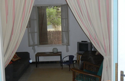 Leucate Villa | Charming house with garden, close to the beach and away from the cliff.