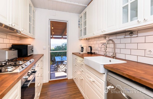 Olivella Ski Chalet | Charming House with Private Pool, Hot Tub & Wonderful Views near Sitges