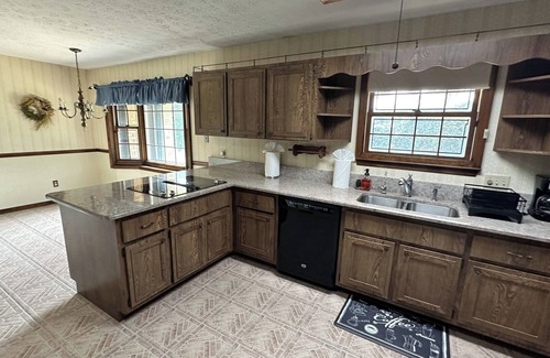 Fort Pierce House | Charming House With 3 Bed/3 Bath in Ft. Pierce, FL