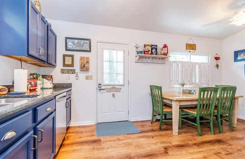 Cedar Lake House | Charming Lake House, Lake View, Private Pier, Bugaboo Bar and Water Sports!