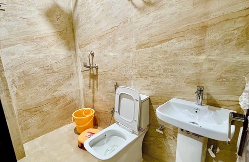 Pink City Hotel | Charming Lake View hotel in marvelous Jaipur with WiFi, AC