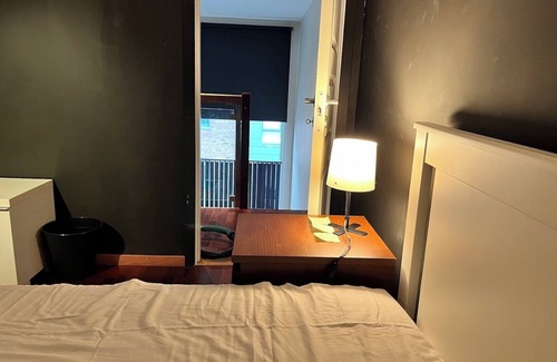 Stavanger Bed & Breakfast | Charming large room -BnB- with balcony in wonderful Stavanger Center