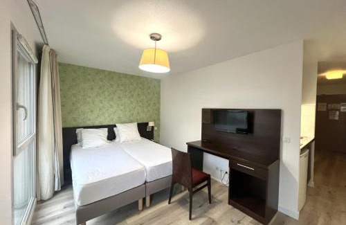 Malakoff Apartment | Charming little love nest of 24 m