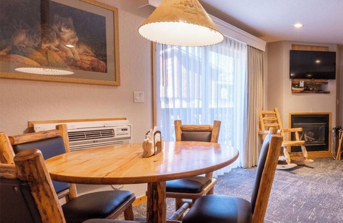 Olympic Valley Cabin | Charming lodge in the middle of amazing Olympic Valley with AC/Heating, WiFi