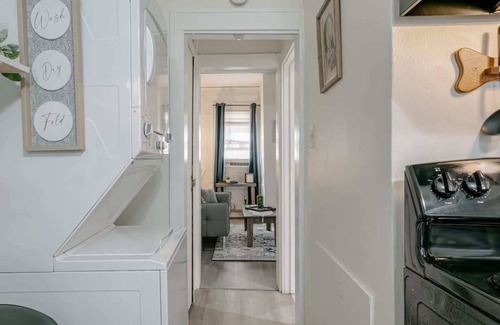 Hannon Park Apartment | Charming Midtown Apt - Hannon Hideaway Unit B