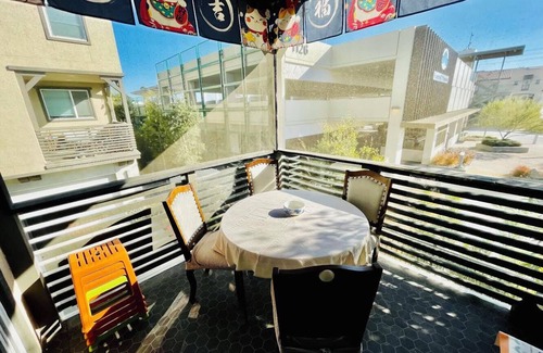 Covina House | Charming & Modern 3B 2.5BA Home with Warm Decor