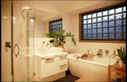 Kingston House | Charming modern well decor house Kingston, Hobart