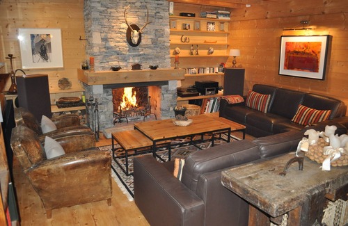 Villars-sur-Ollon Ski Chalet | Charming Mountain Ski Chalet in the Swiss Alpes ski in/out