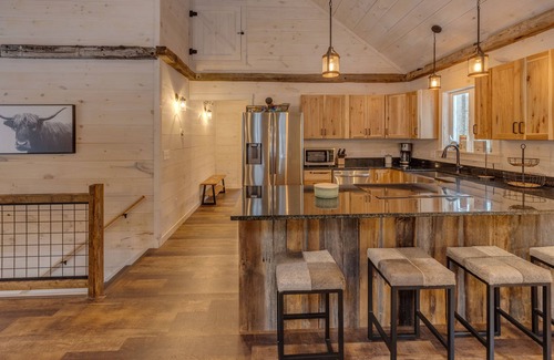 Campton House | Charming new rustic mountain home located 10 minutes from Waterville Valley!