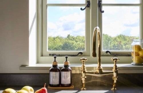 Chipping Norton Cottage | Charming newly built Cotswold stone cottage.