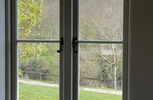 Chipping Norton Cottage | Charming newly built Cotswold stone cottage.