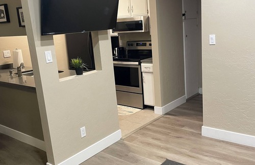 North Park City Condo | Charming newly remodeled 1 BD Condo near PC Mountain Resort