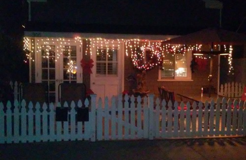 West Newport Cottage | Charming Newport Beach Cottage front house includes middle patio